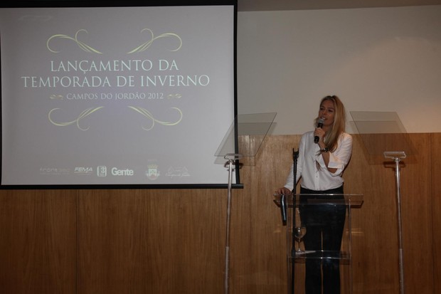 Adriane Galisteu no evento de lançamento da temporada de Inverno de Campos do Jordão (Foto: Manuela Scarpa/Photo Rio News) Adriane Galisteu no evento de lançamento da temporada de Inverno de Campos do Jordão (Foto: Manuela Scarpa/Photo Rio News)